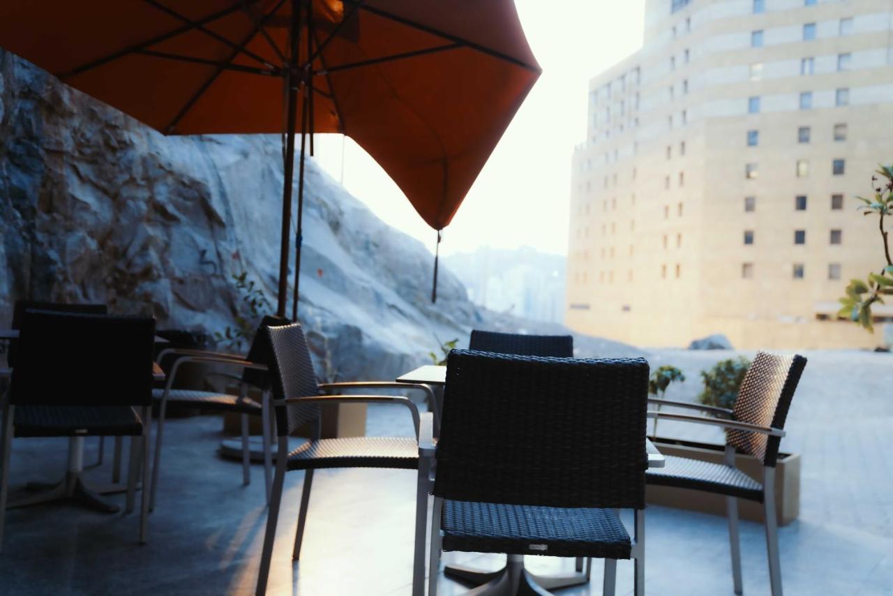 Al Thuria Grand Hotel Мека Екстериор снимка