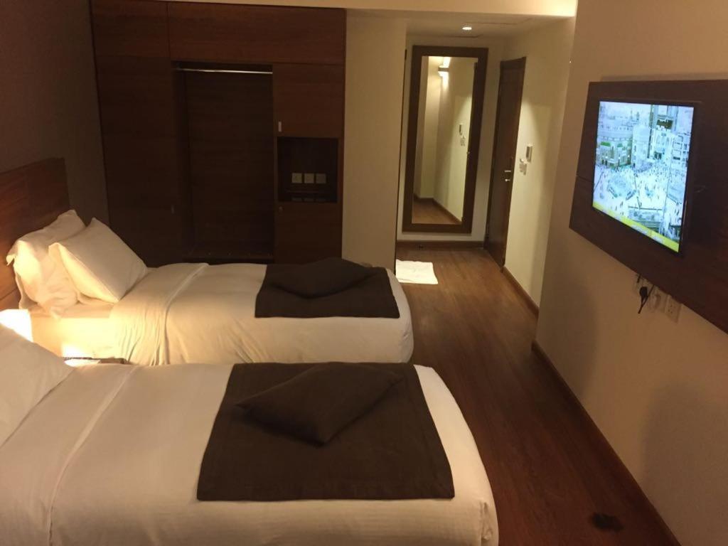 Al Thuria Grand Hotel Мека Екстериор снимка